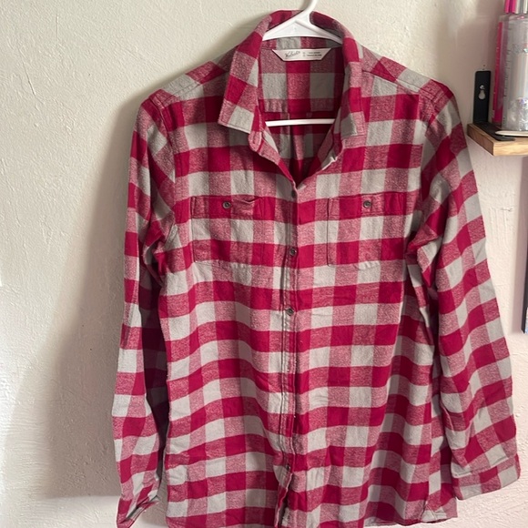 WOOLRICH PINK/GRAY CHECKERED BUTTON DOWN - Picture 1 of 7